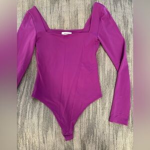 Babaton Contour Square neck long sleeve bodysuit